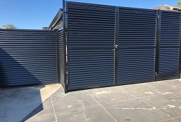 Aluminum Fences & Screens