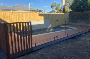 frameless glass fencing 3